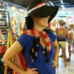 Meet your Posher, Eleanor